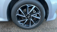 Toyota Yaris 1.5 Hybrid Design 5dr CVT Hybrid Hatchback